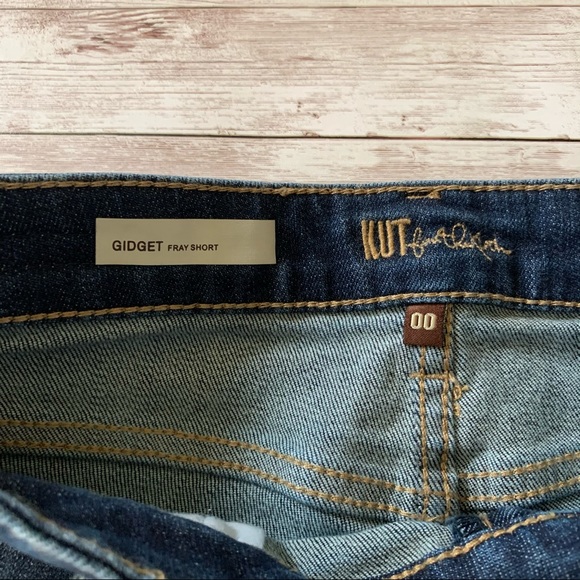 Kut From the Kloth Gidget Fray Denim Jean Shorts - Picture 5 of 11